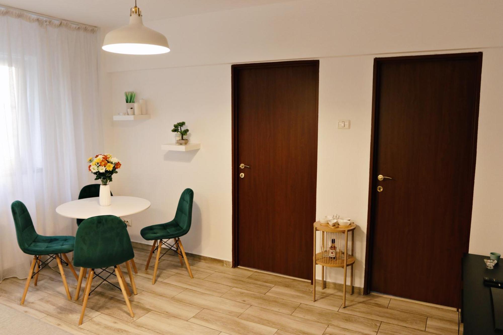 City Base I 2 Bedroom Apt Victoriei Bucarest Extérieur photo